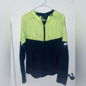 Small Nike zip up